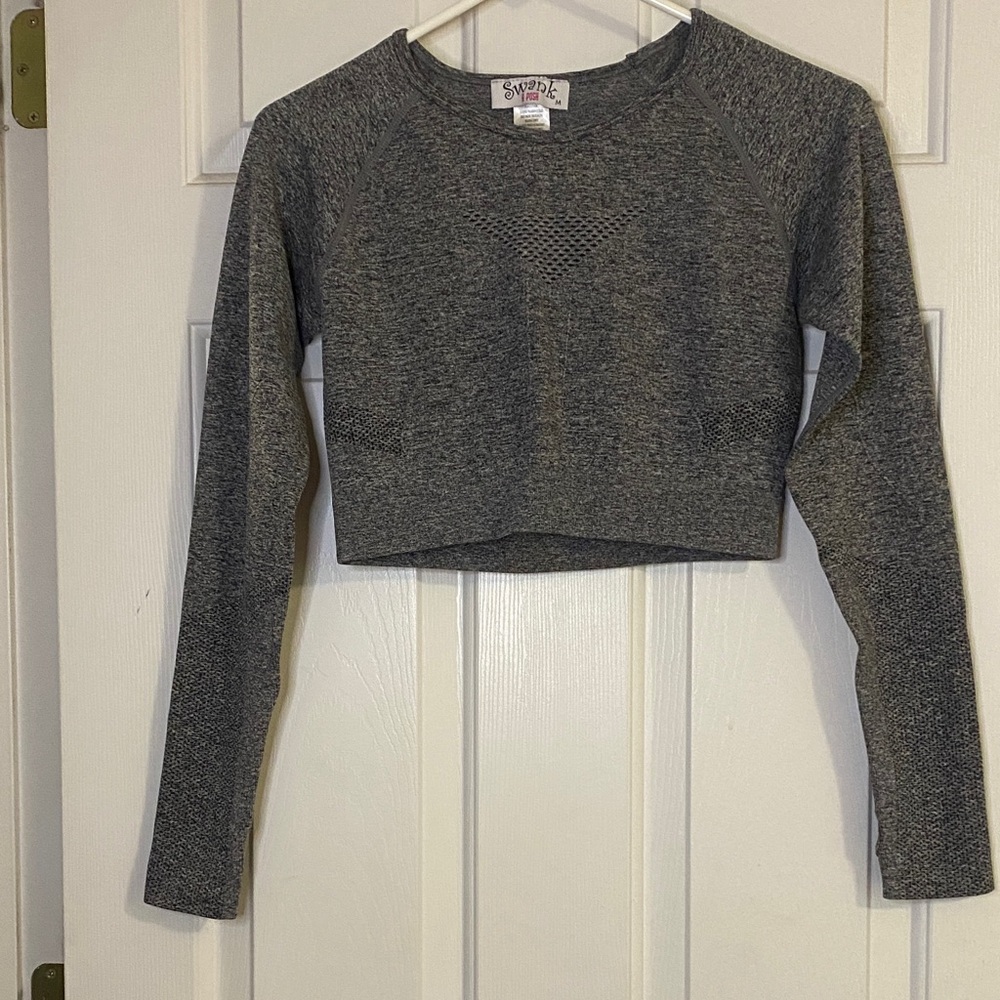 Swank A Posh womens Charcoal Long Sleeve workout Crop Top. Size medium.
